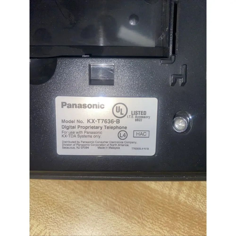 Panasonic KX-T7636 Digital Phone 24 Line Hybrid System Use w/ KX-TDA Systems